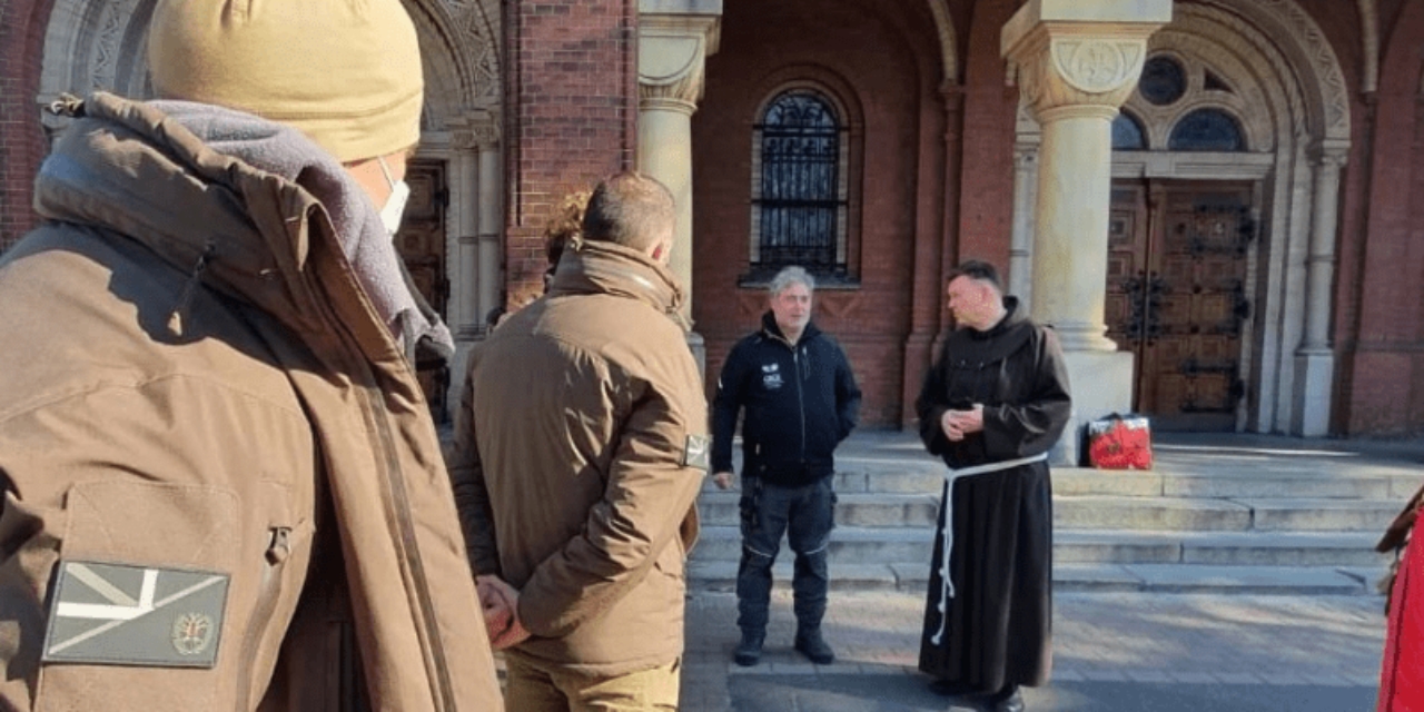 Facing war: bridges of hope, prayer and solidarity action